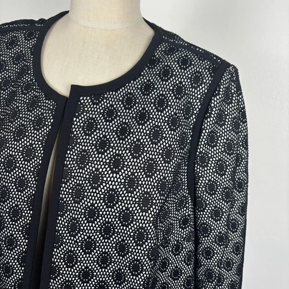 Kasper Women's 16W Bonded Lace Blazer Contrast Black White Laser Cut - Picture 4 of 10